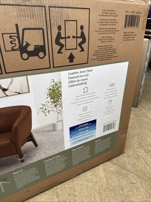 Aiden & Ivy Brown Leather Barrel Armchair Livingroom furniture Solid Wood Legs