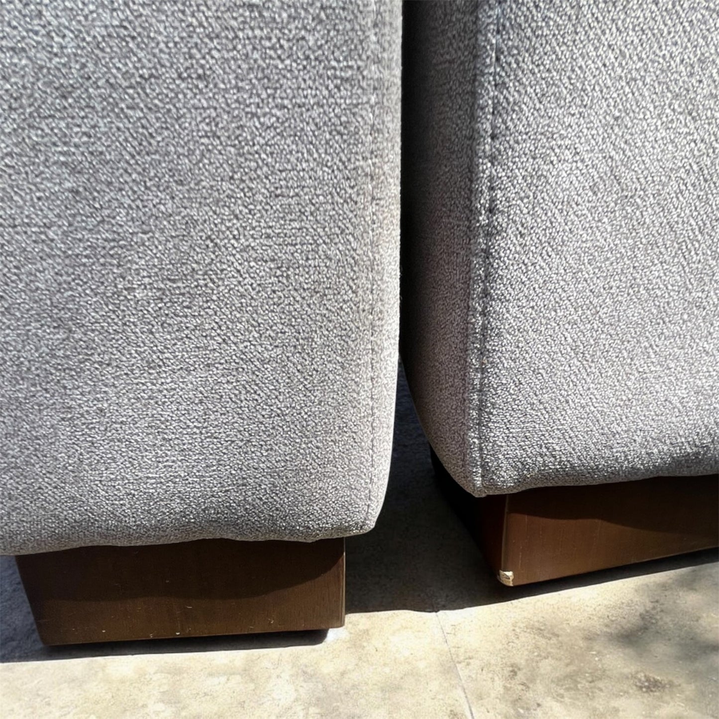 Thomasville Miles Grey Fabric Corner Sofa Power Footrests Right Hand Facing RHF