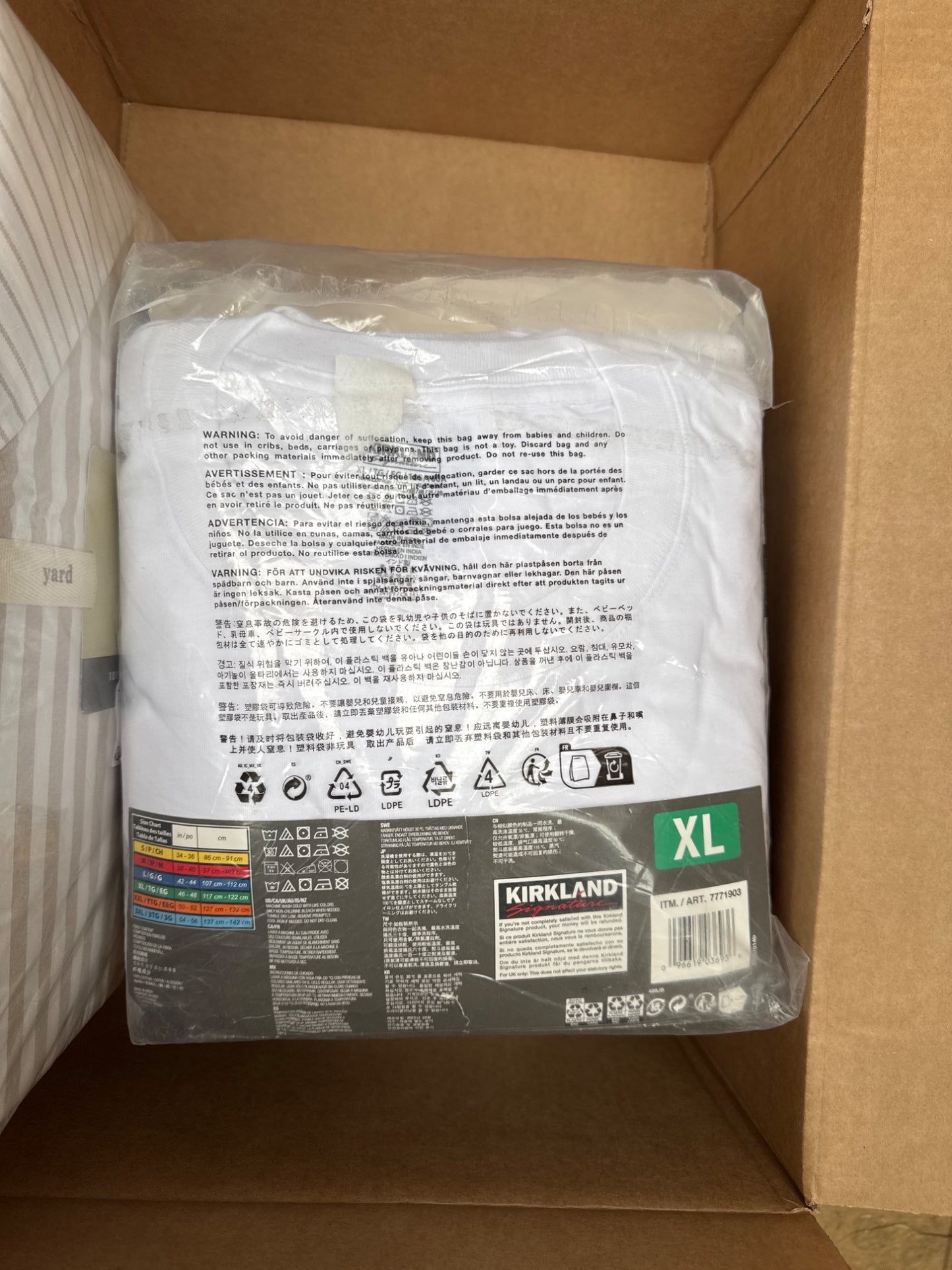 Kirkland Signature Men's White Crewneck Cotton T-Shirts 6 Pack XL Heavyweight