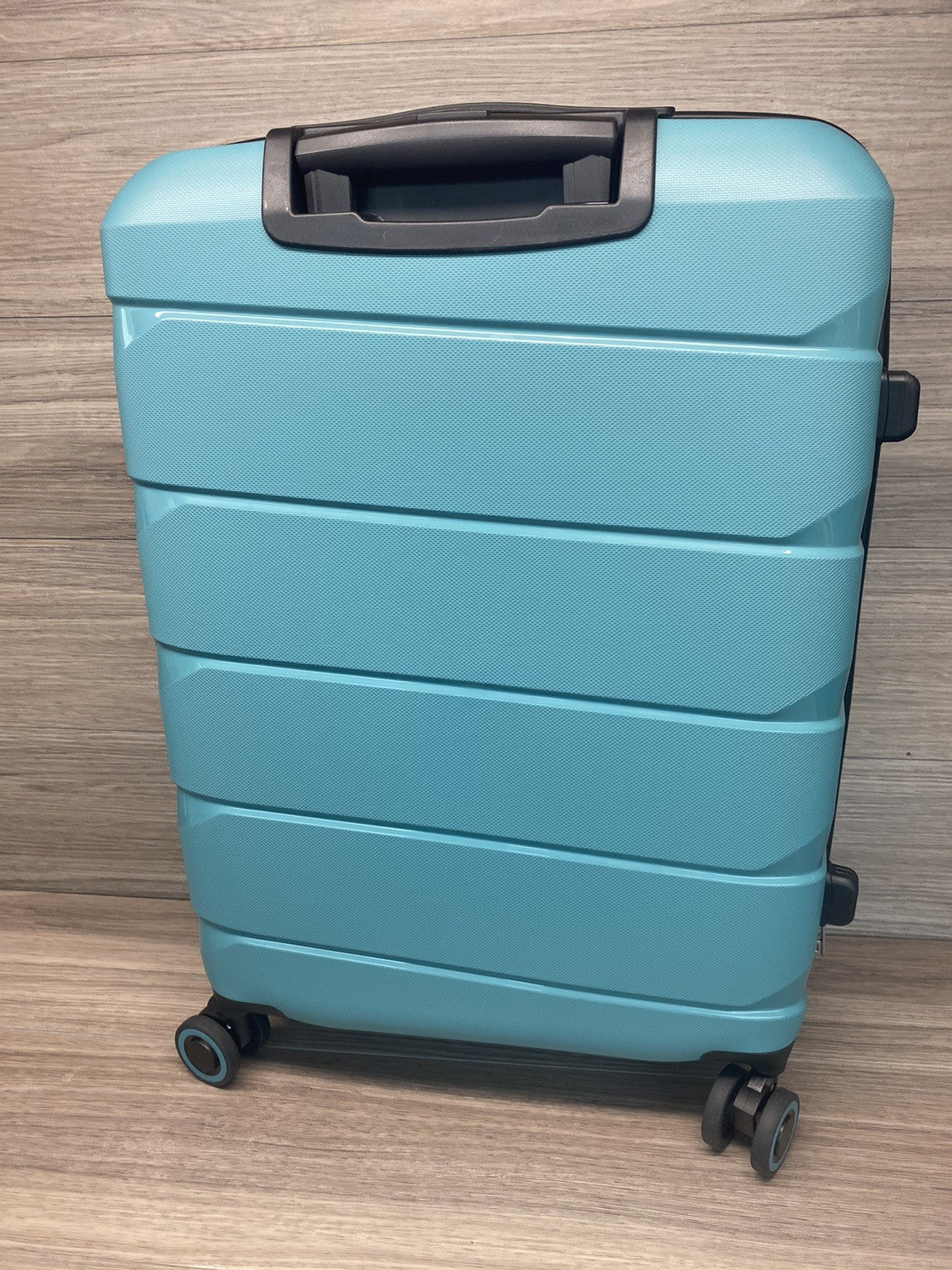 American Tourister Air Move 3 Piece Luggage Set in Teal, Ex-Display