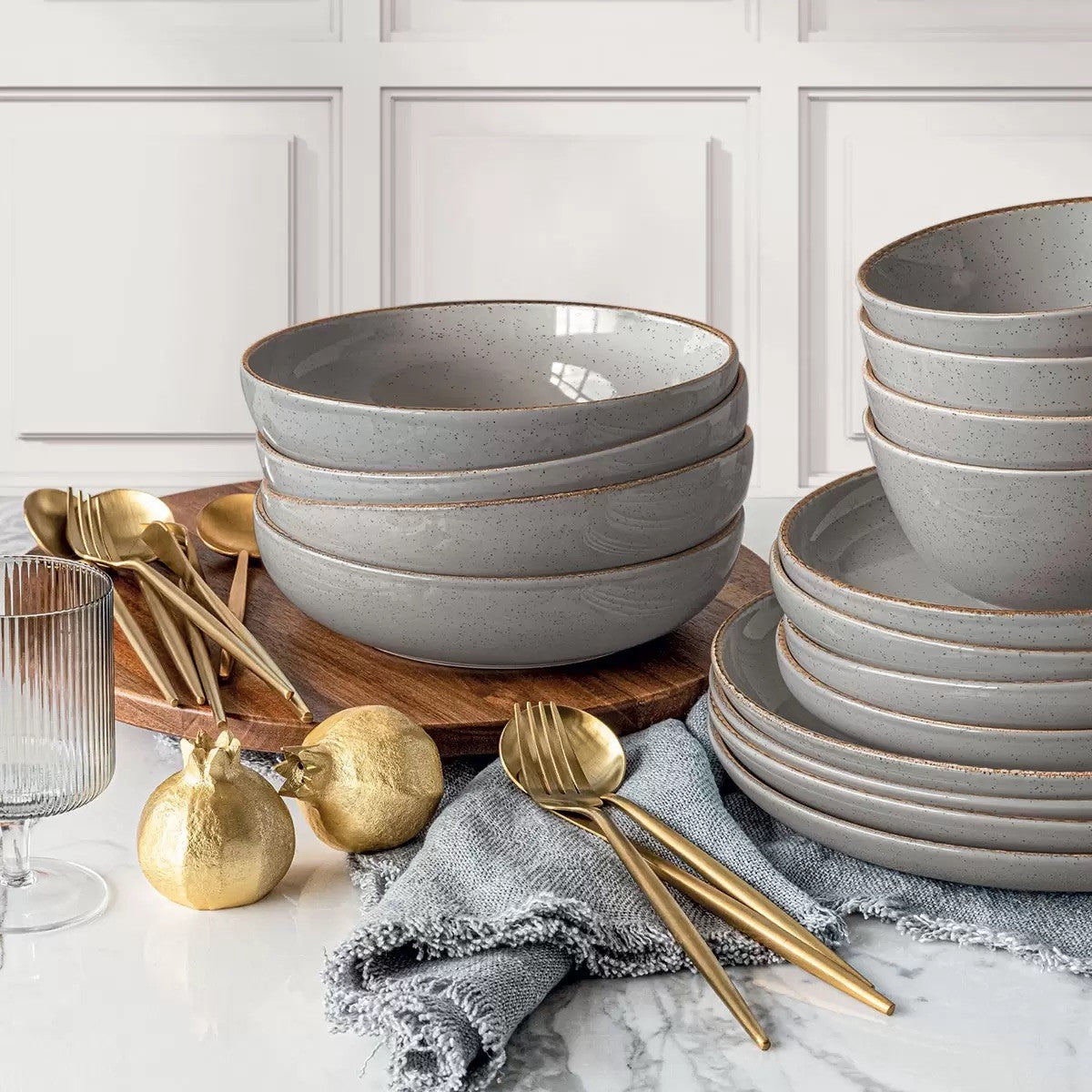 Over & Back Stoneware Dinnerware Set, 16 Piece in Slate Grey