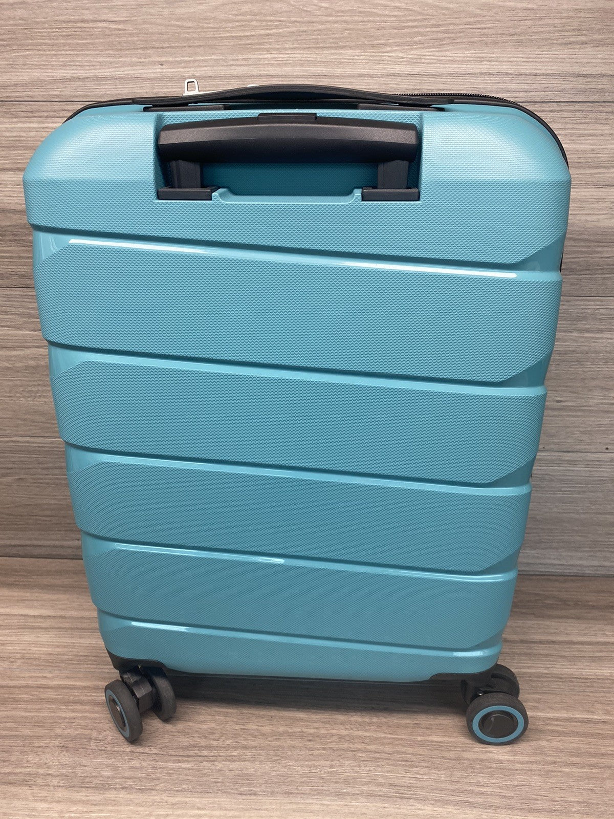 American Tourister Air Move 3 Piece Luggage Set in Teal, Ex-Display