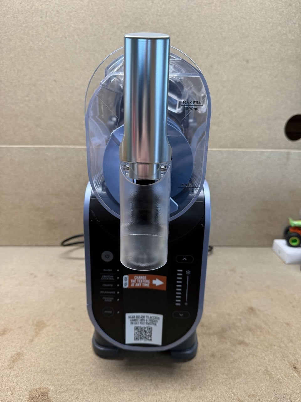 Ninja SLUSHi Frozen Drink Maker FS301UK Ice Slush Machine - Ex-Display