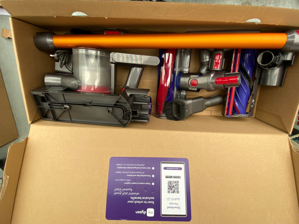 Dyson V8 Absolute Cordless Stick Vacuum Cleaner 476596-01 Orange 40 Min Runtime