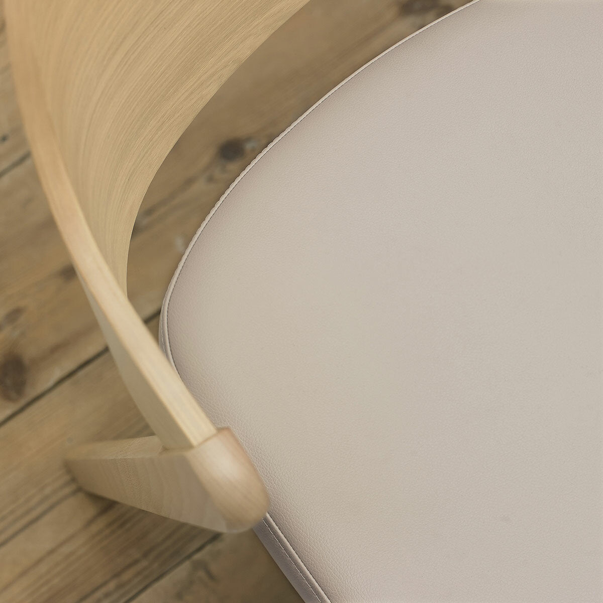 VEGA Scandi Dining Chairs Ivory Bonded Leather Pack Of 2 Kitchen Chair Set
