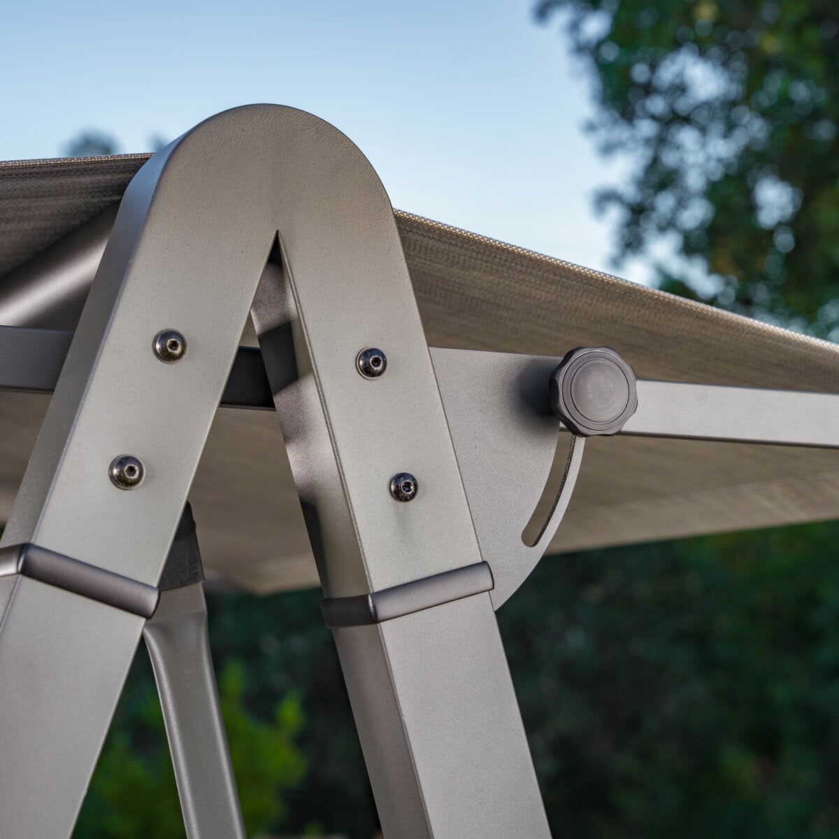 SunVilla Pine Knoll 2 Seater Cushioned Garden Swing Seat Canopy Beige Aluminium
