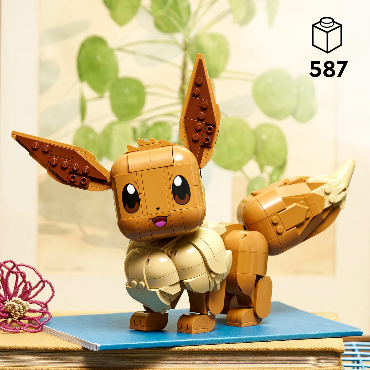 LEGO Pokémon Eevee Brick Figure Building Set 72151 587 Pieces Desk Decor 18+