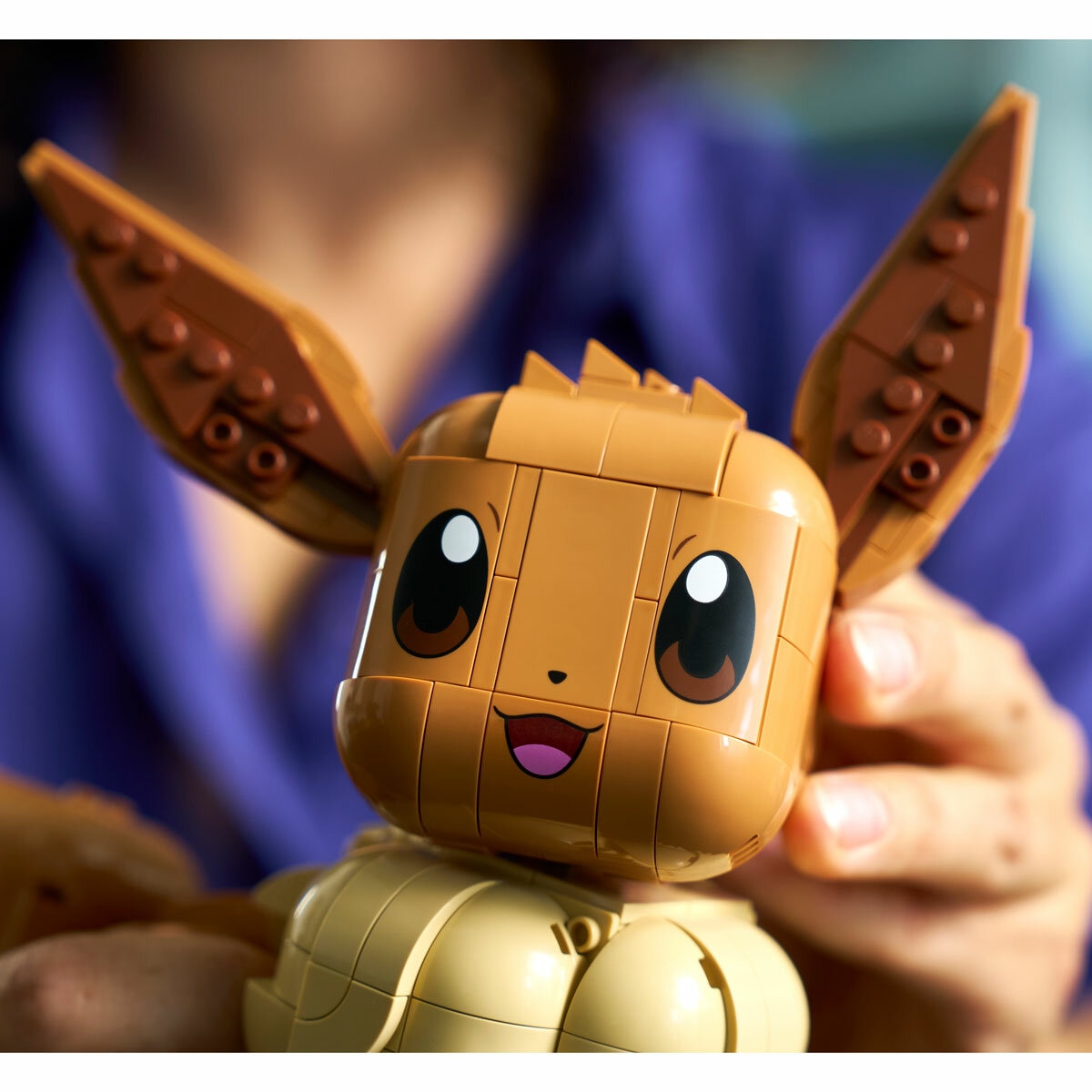 LEGO Pokémon Eevee Brick Figure Building Set 72151 587 Pieces Desk Decor 18+