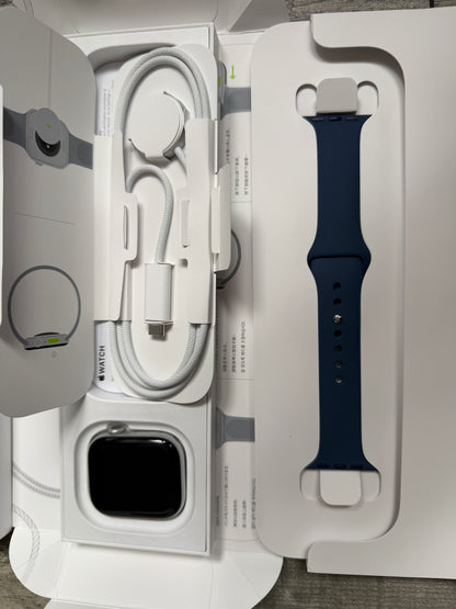 Apple Watch Series 10 GPS 46mm Silver Aluminium Denim Sport Band S/M Smartwatch