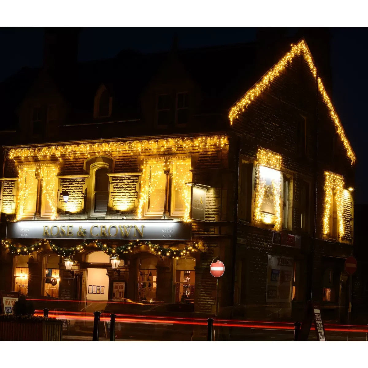 Costco Lights4You 13ft (4m) 152 LED Warm White Outdoor Icicle Light Christmas