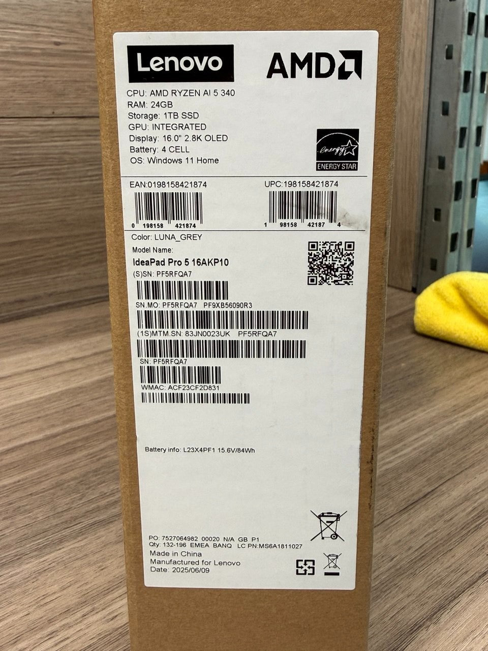 Lenovo IdeaPad Pro 5, Copilot+ PC  AMD AI 5, 24GB RAM 1TB SSD 16 Inch 83JN0023UK