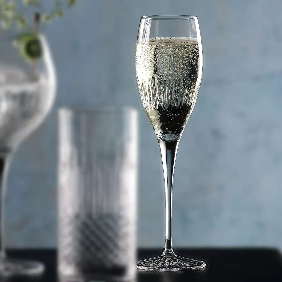 Luigi Bormioli Diamante Crystal Flute Glasses, 220ml, 8 Pack , classic design