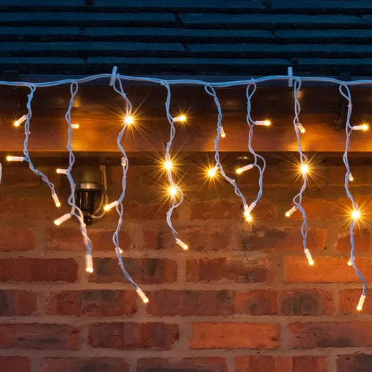 Costco Lights4You 13ft (4m) 152 LED Warm White Outdoor Icicle Light Christmas