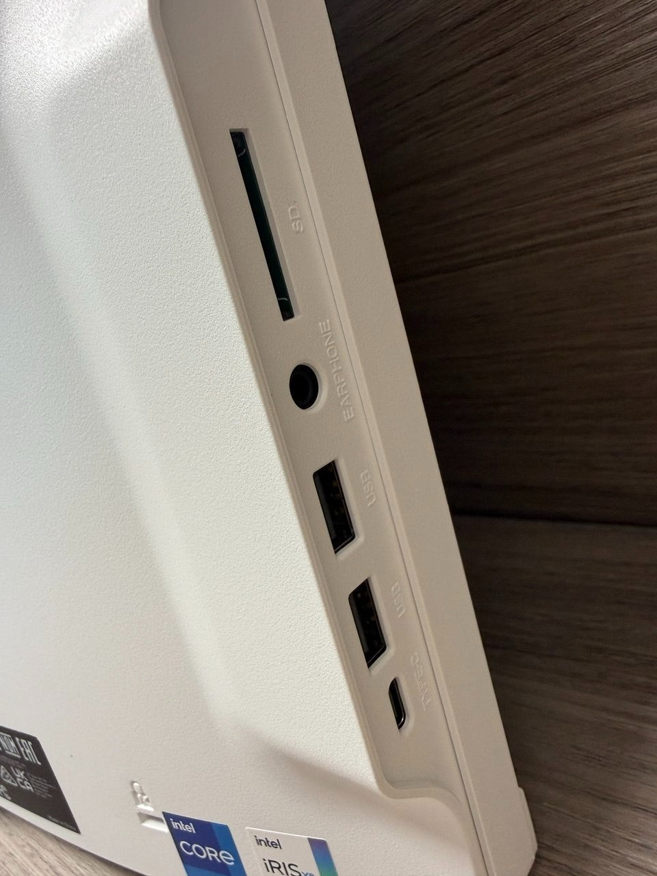 Acer C27-195ES Core i7, 16GB RAM, 1TB SSD, 27 Inch All in One PC, DQ.BNREK.006