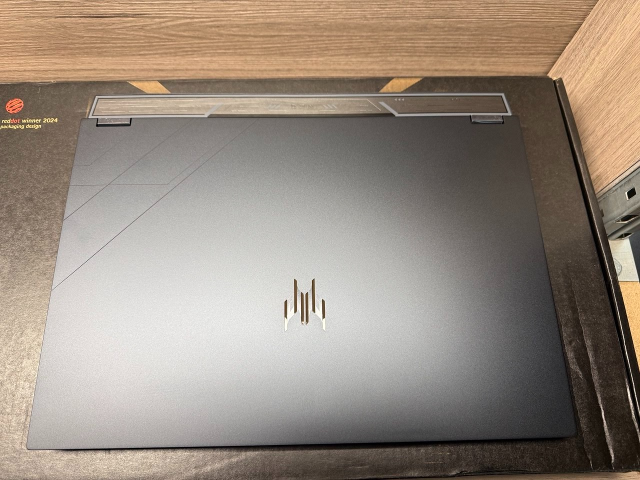 Acer Predator Helios Neo 18" AI Ultra 9 16GB RAM 1TB SSD RTX 5070 NH.QVLEK.006