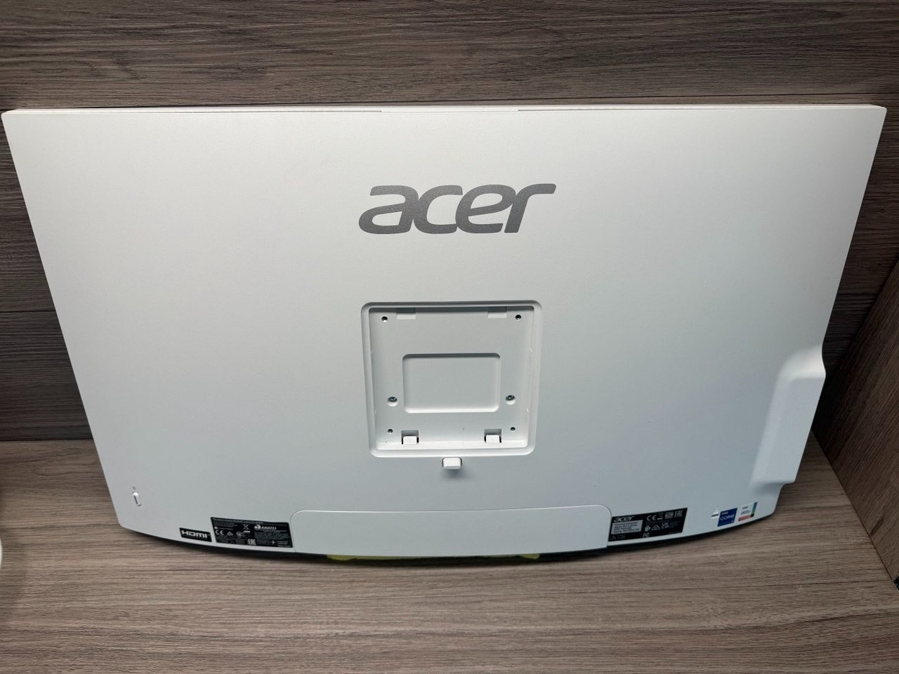 Acer C27-195ES Core i7, 16GB RAM, 1TB SSD, 27 Inch All in One PC, DQ.BNREK.006