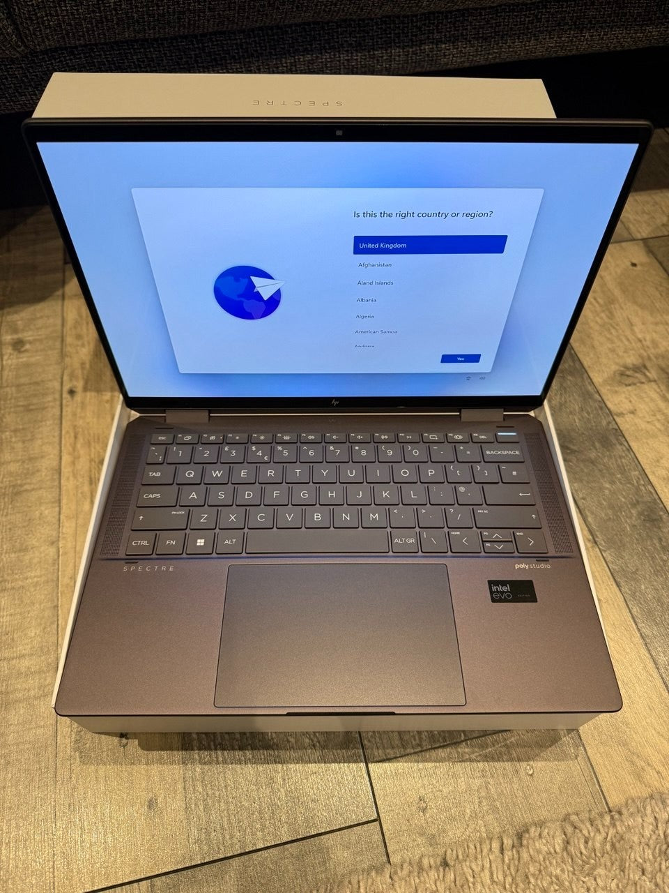 HP Spectre x360 Ultra 7 32GB RAM 512GB SSD 14" OLED 2 in 1 Laptop 14-eu0009na **