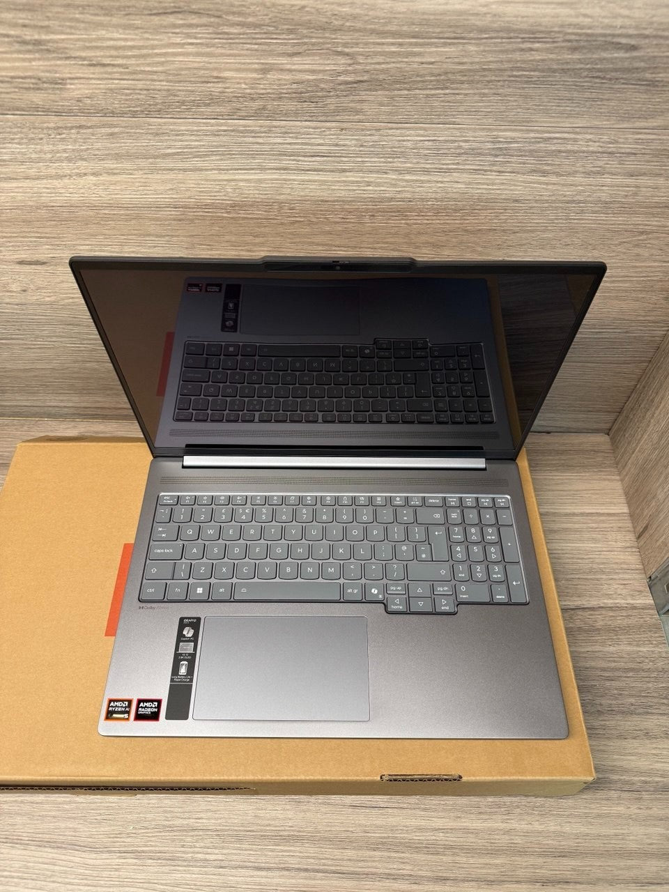 Lenovo IdeaPad Pro 5, Copilot+ PC  AMD AI 5, 24GB RAM 1TB SSD 16 Inch 83JN0023UK