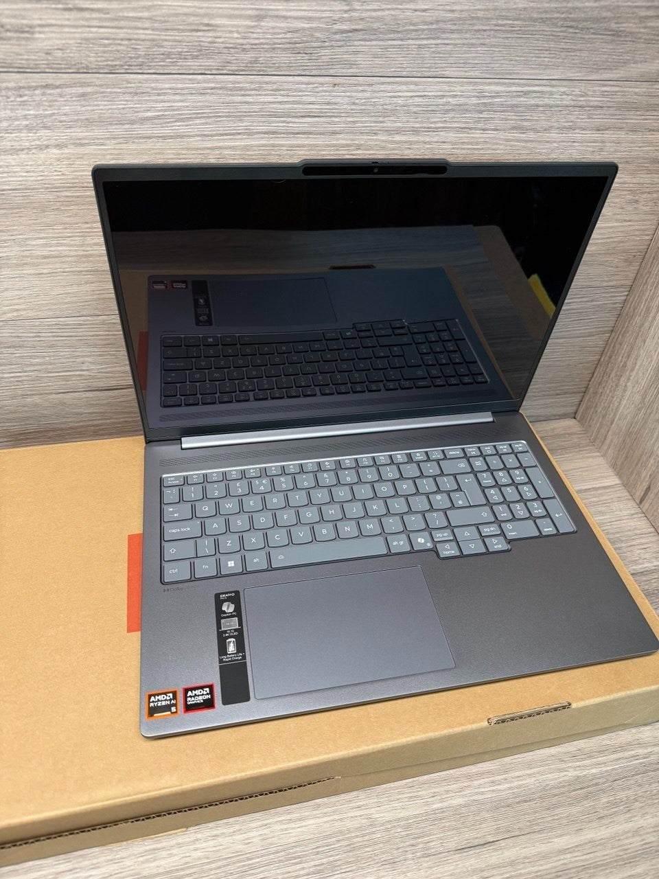 Lenovo IdeaPad Pro 5, Copilot+ PC  AMD AI 5, 24GB RAM 1TB SSD 16 Inch 83JN0023UK