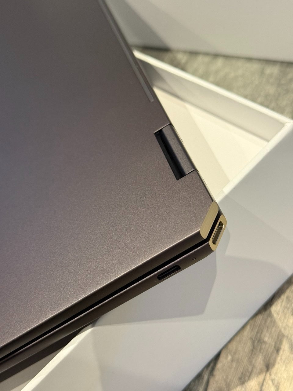 HP Spectre x360 Ultra 7 32GB RAM 512GB SSD 14" OLED 2 in 1 Laptop 14-eu0009na **