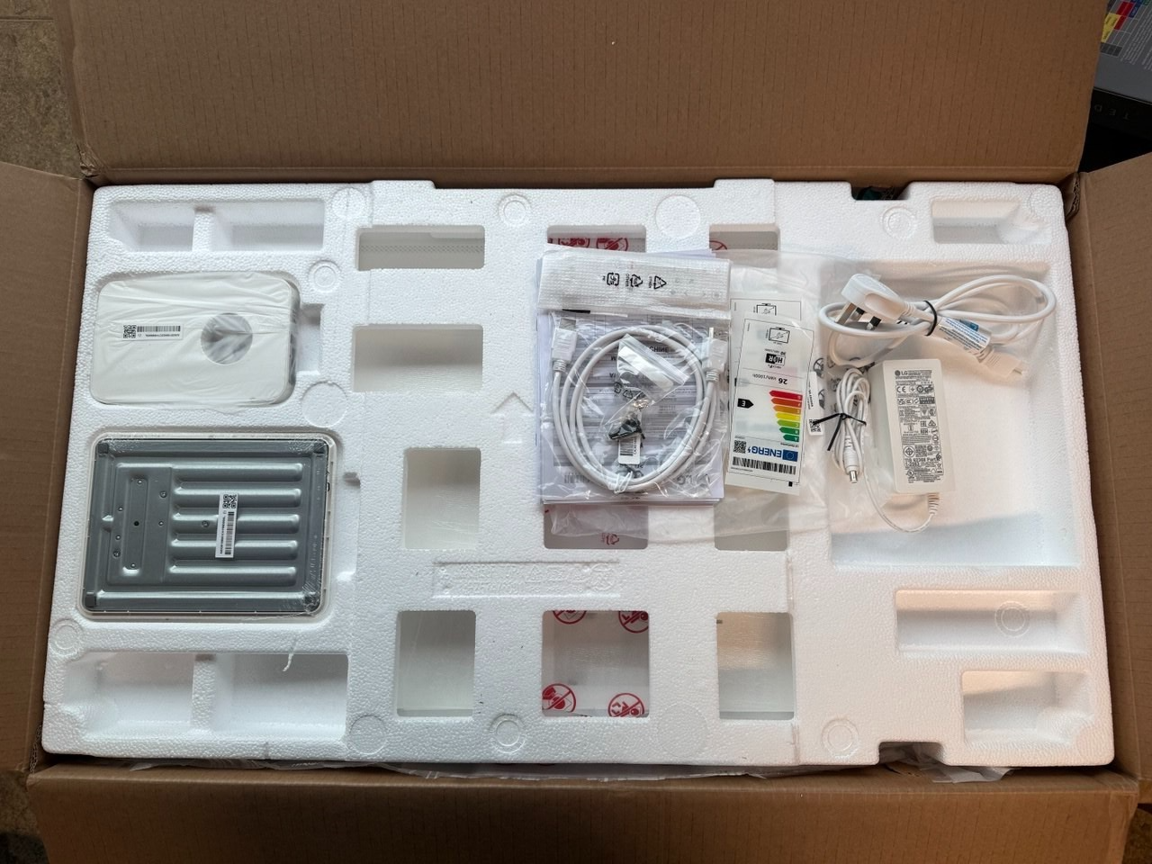 LG 32 Inch Full HD 60Hz IPS Smart Monitor, 32SR50F-W