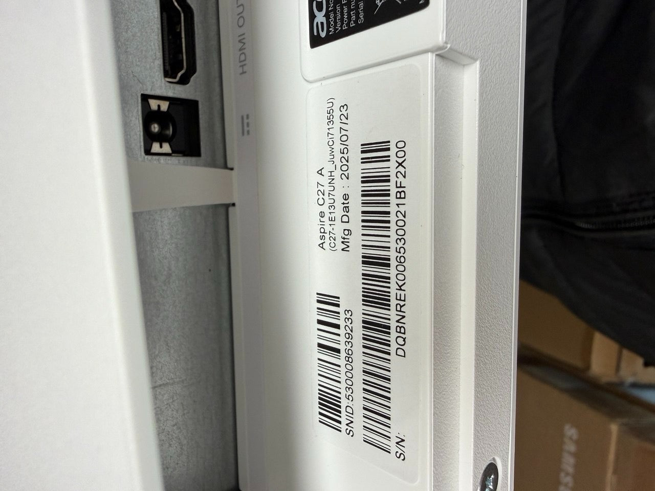 Acer C27-195ES Core i7, 16GB RAM, 1TB SSD, 27 Inch All in One PC, DQ.BNREK.006