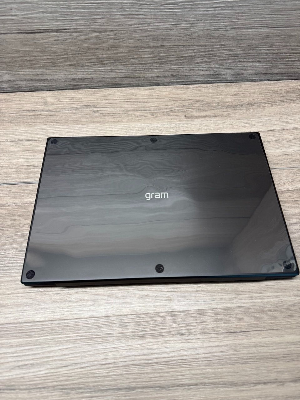 LG gram, Intel Core i5, 16GB RAM, 256GB SSD, 14 Inch Laptop, 14Z90RU-G.AP52A1