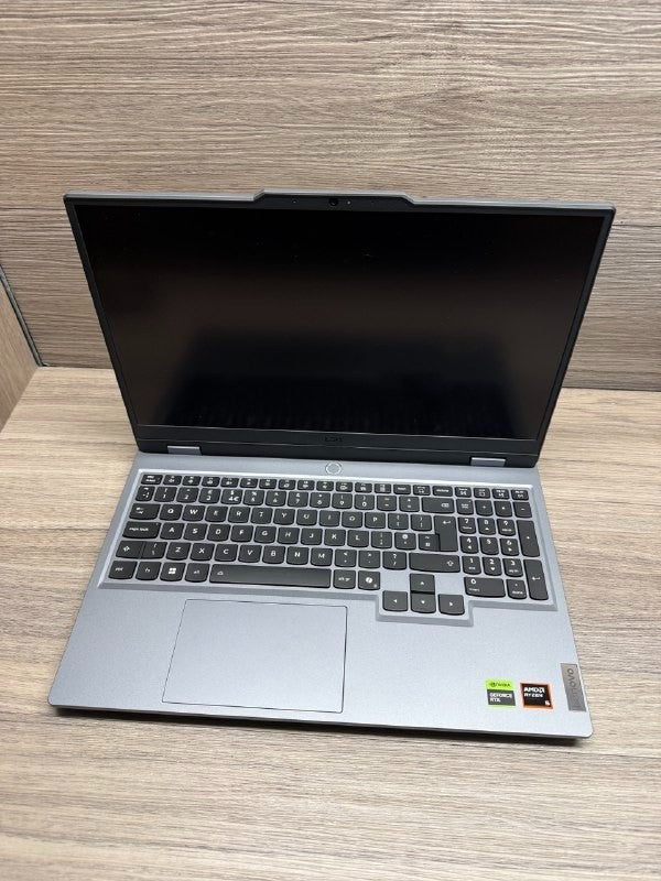 Lenovo LOQ, AMD Ryzen 5, 16GB RAM, 512GB SSD RTX 5050 15.6 In Laptop, 83JG0008UK
