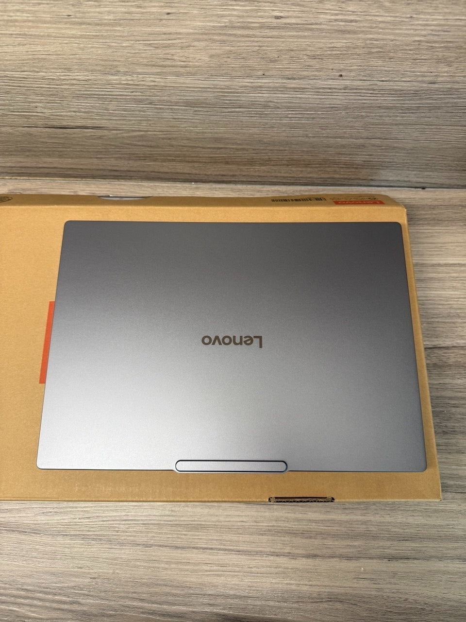 Lenovo IdeaPad Pro 5, Copilot+ PC  AMD AI 5, 24GB RAM 1TB SSD 16 Inch 83JN0023UK