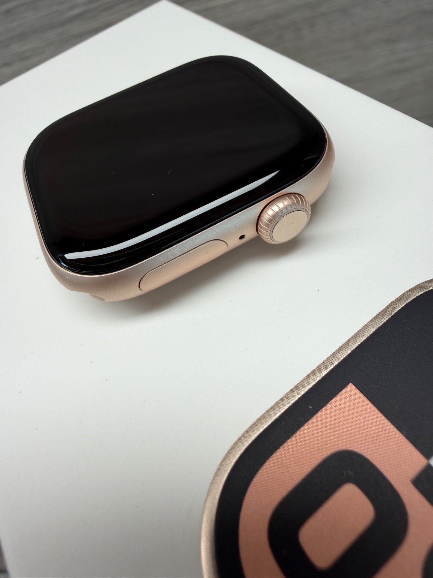 Apple Watch Series 10 GPS Cellular 42mm Rose Gold Aluminium Plum Sport Band