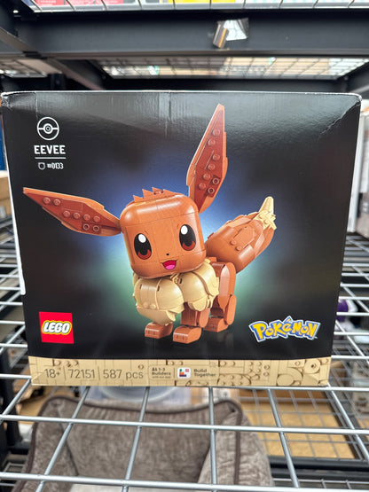LEGO Pokémon Eevee Brick Figure Building Set 72151 587 Pieces Desk Decor 18+