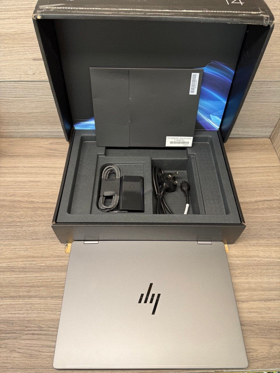 HP Omnibook X 14" 2-in-1 Convertible Laptop AMD Ryzen AI 7 16GB 1TB SSD Grey