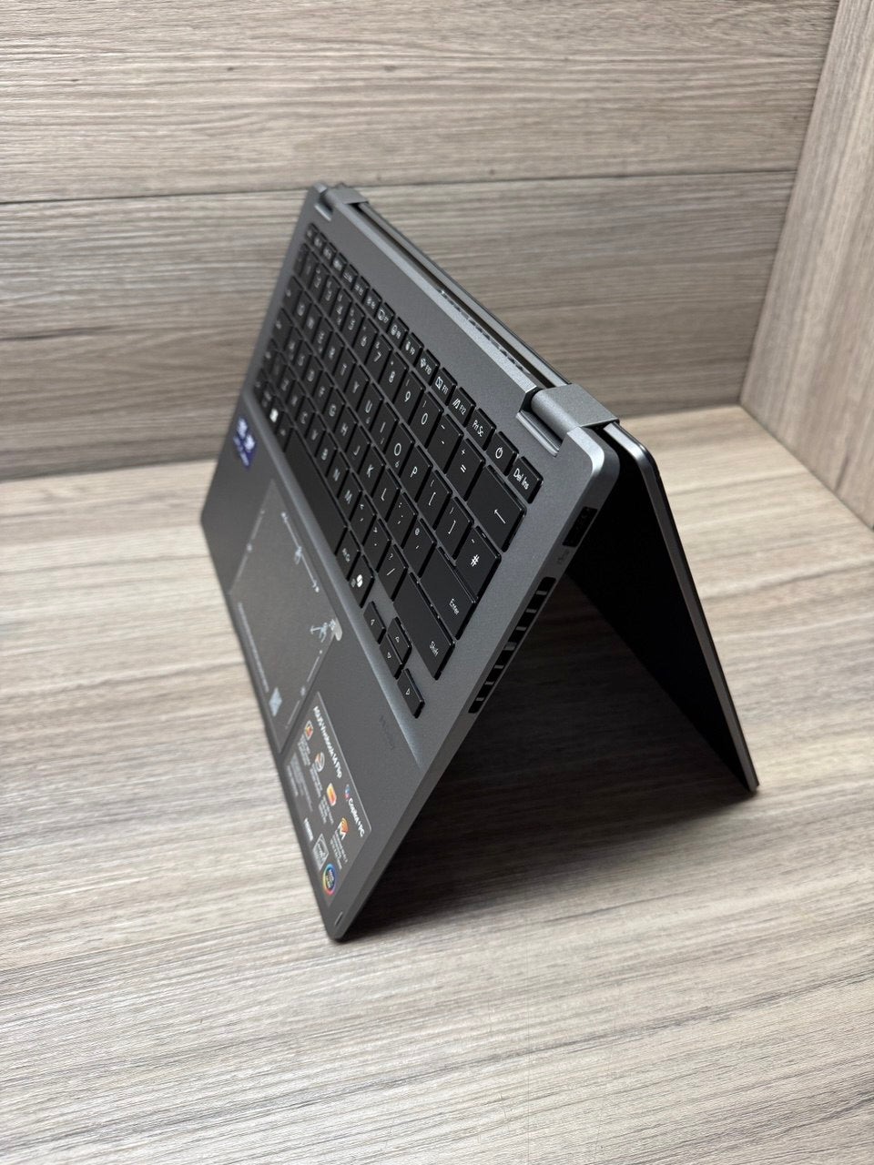 ASUS Vivobook Flip 14 OLED 2-in-1 Laptop Core Ultra 5 16GB 512GB TP3407SA