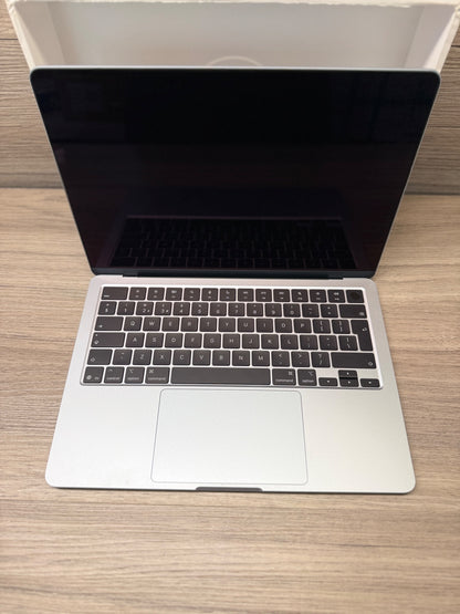 Apple MacBook Air 13.6 Inch M4 Chip 16GB RAM 256GB SSD Sky Blue Laptop 2025