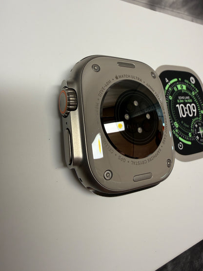 Apple Watch Ultra 3 GPS Cellular 49mm Titanium Bright Blue Trail Loop S/M