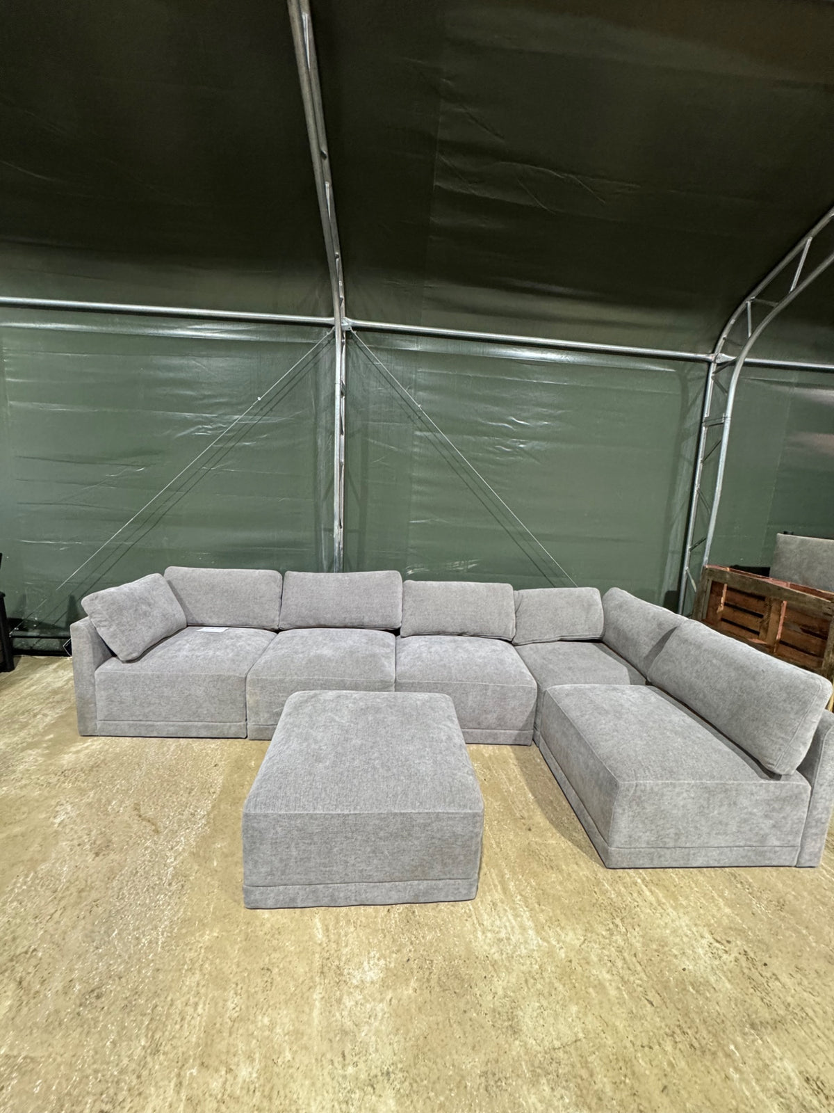 Thomasville Fallon Grey Modular Fabric Sofa 6 Piece Set Pocket Coil Ottoman
