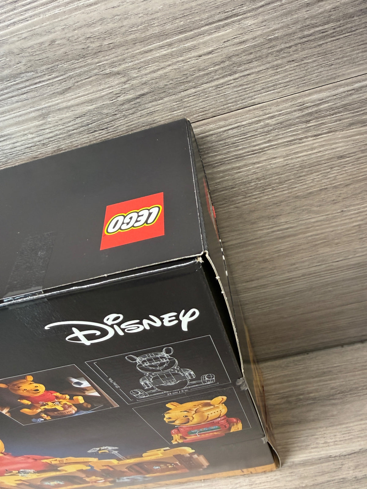LEGO Disney Classic Winnie The Pooh 43300 1399 Pieces Display Building Set