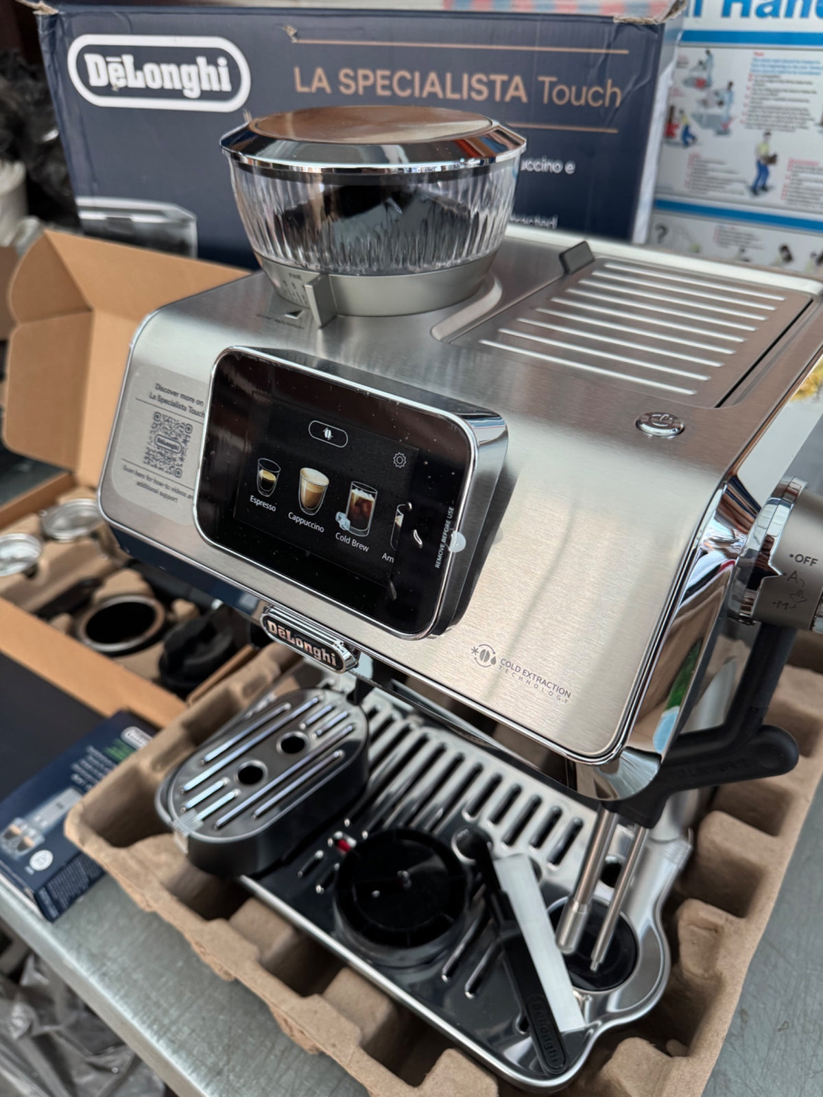 De'Longhi La Specialista Touch Bean to Cup Coffee Machine EC9455.M Silver