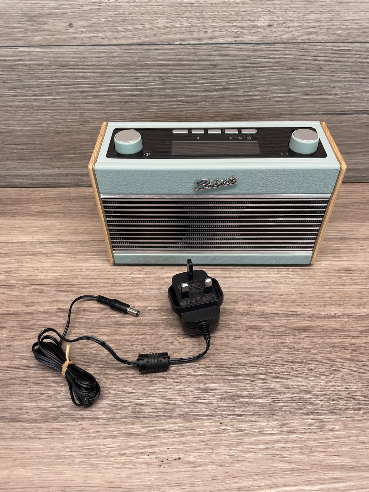Roberts Rambler BT DAB DAB+ FM Bluetooth Retro Stereo Radio Speaker 1.7kg