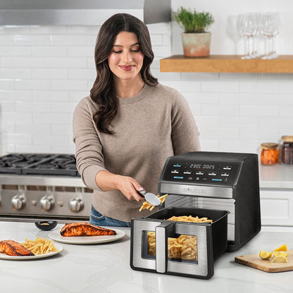 Gourmia 7.6L Digital Air Fryer Window Light 7 Preset 230°C Nonstick Black