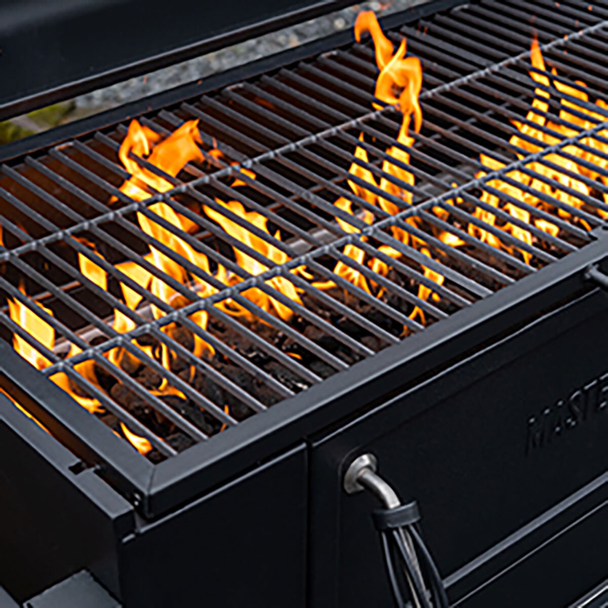 Masterbuilt Smoke Hollow 36" (91.4cm) Premium Charcoal Barbecue, 57.4kg, Black