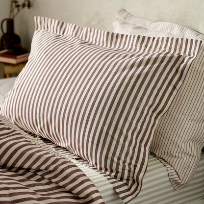 Yard Hebden Super King Duvet Cover Set 144TC 100% Cotton Beetroot Stripe