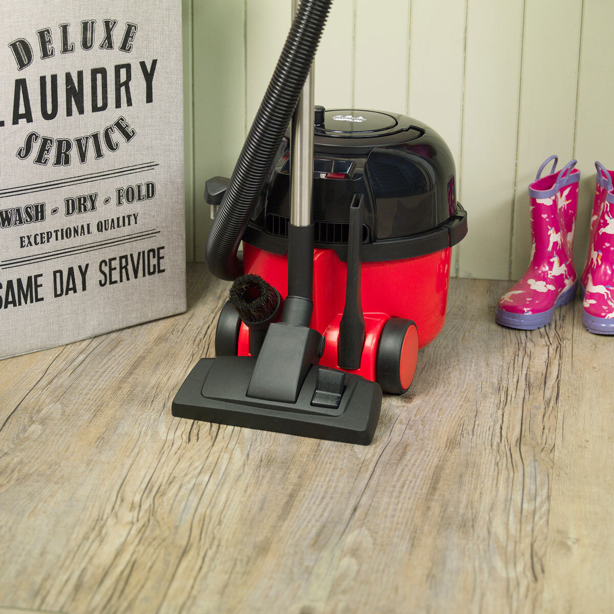 Henry Micro HVR200M Cylinder Vacuum Cleaner 620W 9L HepaFlo Bagged Hoover Red