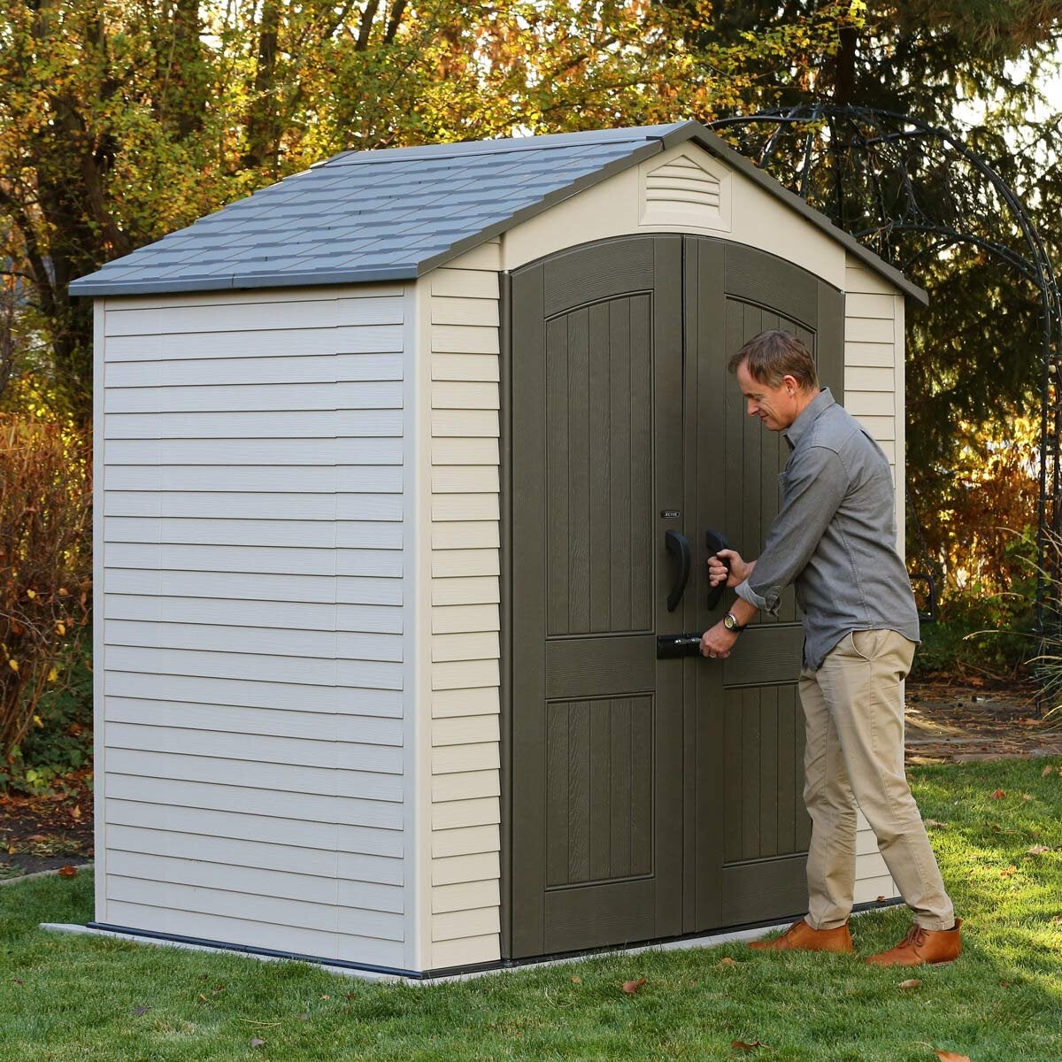Lifetime 7x4.5ft Plastic Storage Shed 60495U HDPE Skylight Shelves Beige