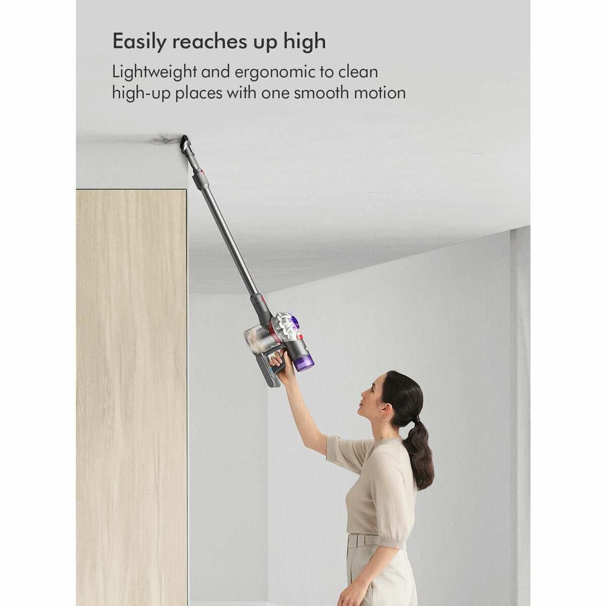 Dyson V8 Absolute Cordless Stick Vacuum Cleaner 476596-01 Orange 40 Min Runtime
